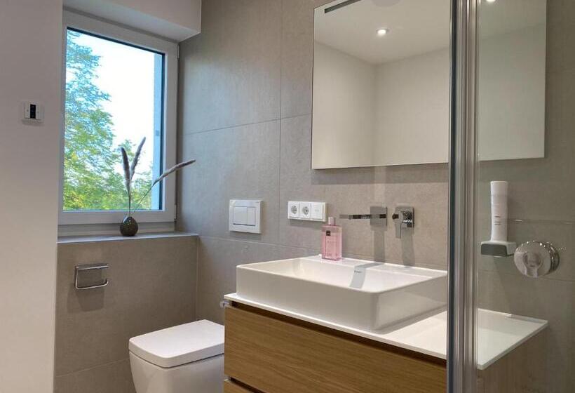 Апартаменты Deluxe 1 Спальня, Toploft Serviced Apartments