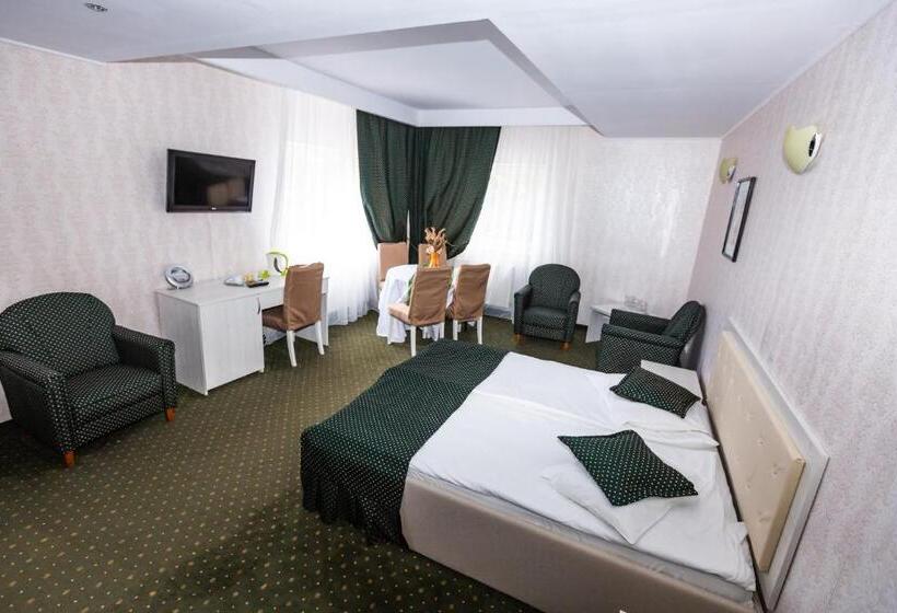 سوییت, Miraj   Restaurant & Sauna & Biliard