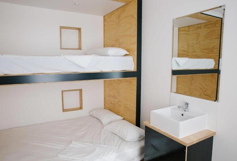 Номер Стандарт, Woopi Backpackers