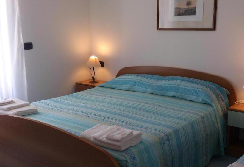 Triple Room Sea View, Borgo Marinaro