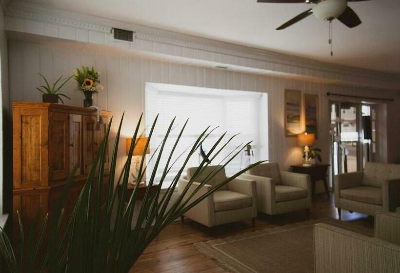 Люкс 2 Спальни, Saratoga Resort