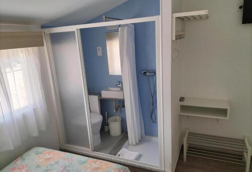 베이직 3인 룸, Residencial Tropicália Al