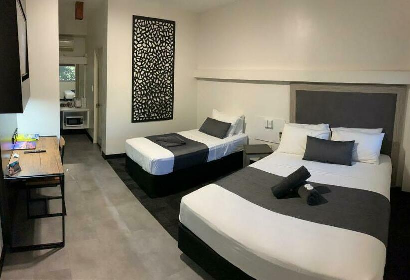 Студия Deluxe, The Stuart Hotel Motel