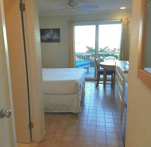 Номер Basic, White Sands Motel