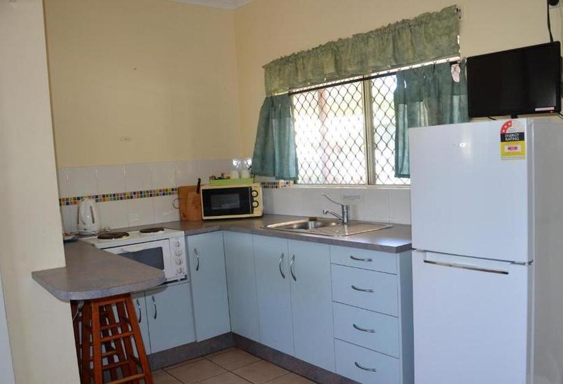 Номер Стандарт, Cooktown Motel