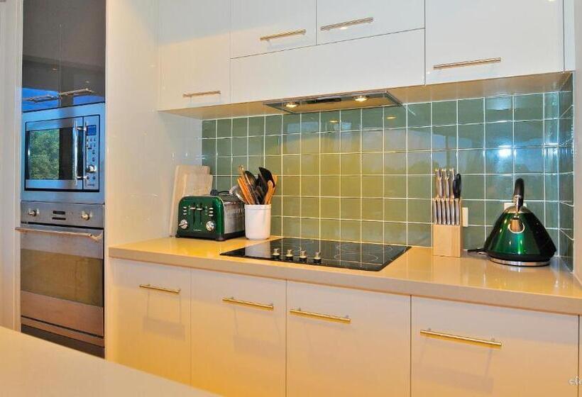 침실 3개 아파트, Loka Santi 10   Beachfront Unit