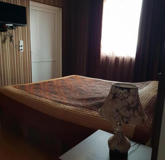 اتاق استاندارد, Guest House Kusika