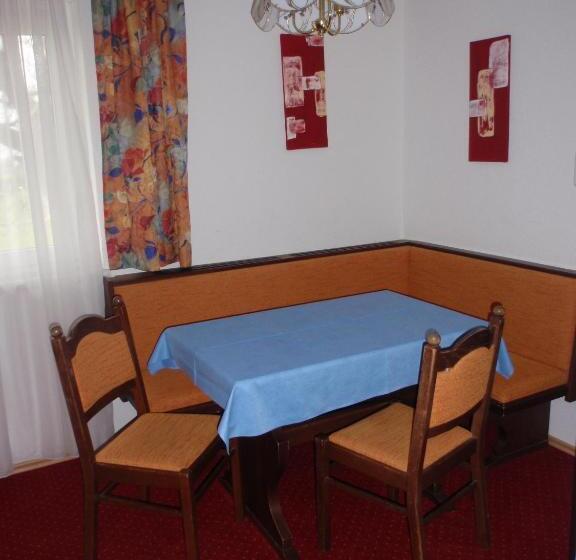Семейный Номер, Pension Lindbichler