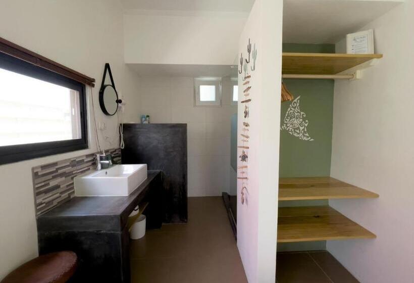 إستوديو قياسى مطلّ علي الحديقة, Casa Mantana Bonaire