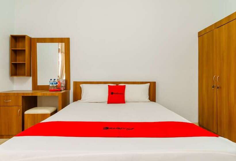 Номер Deluxe, Reddoorz Syariah@jalan Dr Mansyur Medan