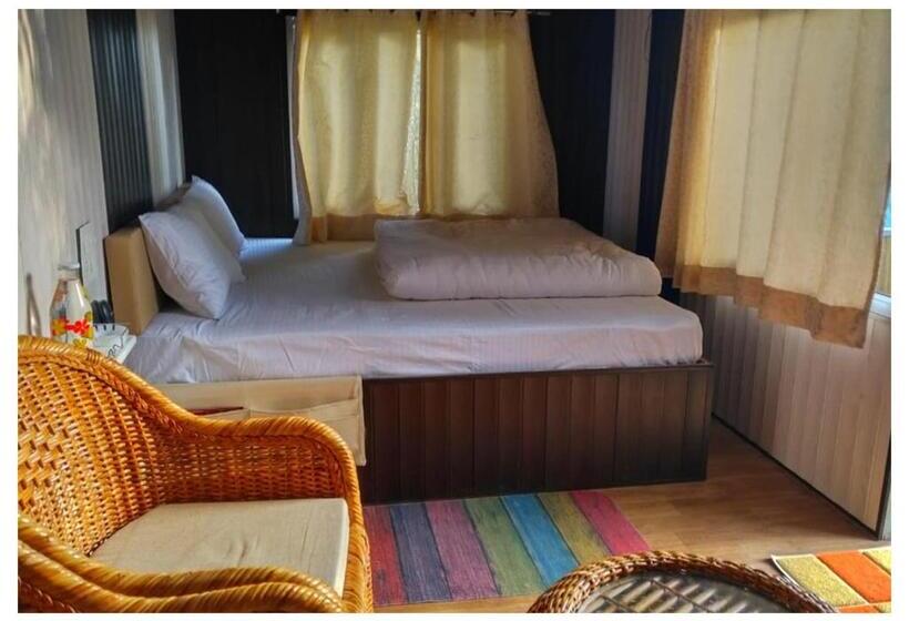 Quarto Estandar Interior, The Cocoon Camps & Nature Resorts