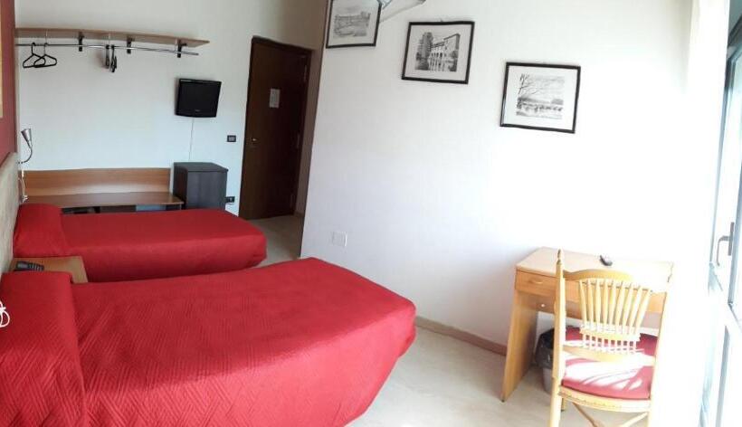 Номер Стандарт Трехместный, Aer Hotel Malpensa