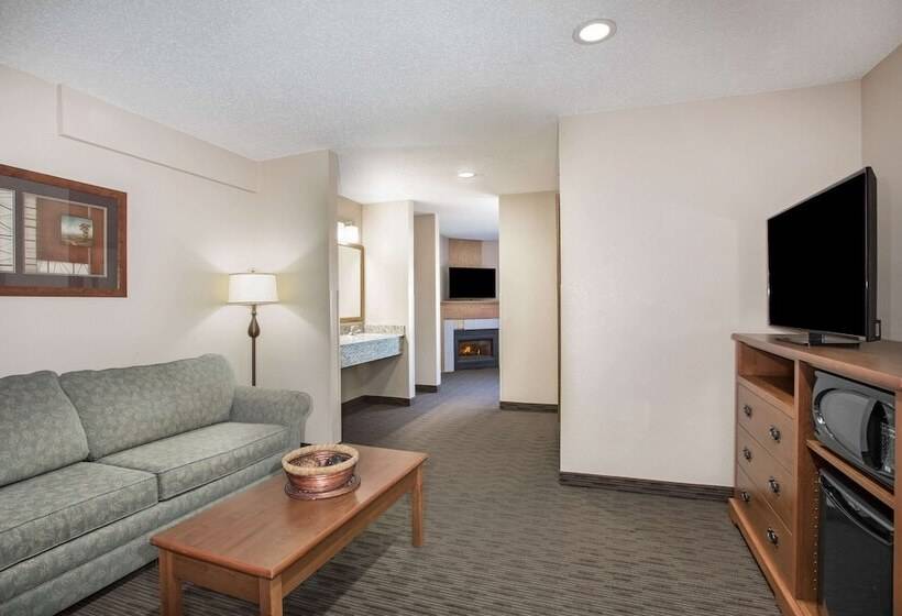 سوییت لوکس, Americinn By Wyndham Sioux City