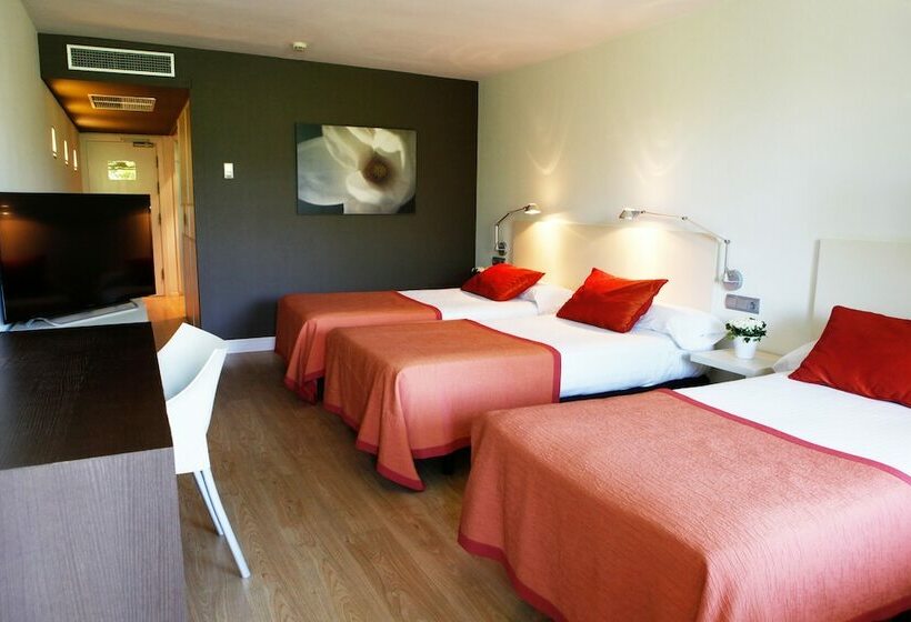 Quarto Triplo Estandar, Magnolia Hotel   Adults Only