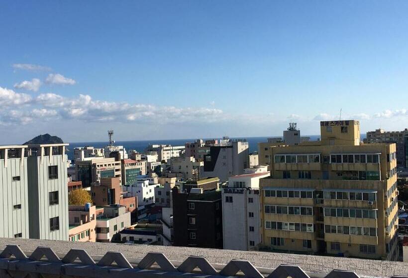 اتاق استاندارد یک نفره, Rest Seogwipo