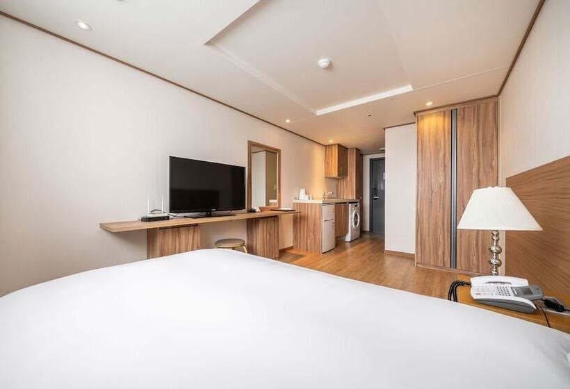اتاق استاندارد یک نفره, Rest Seogwipo