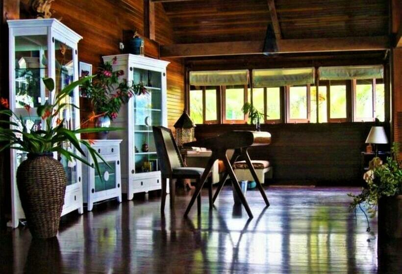 Люкс Superior Вид на Море, Breve Azurine Lagoon Resort