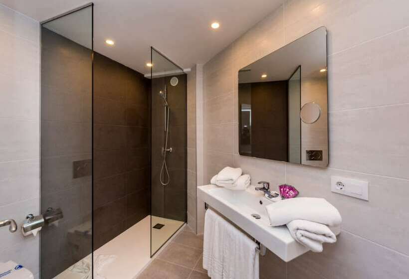 1 Bedroom Apartment, Comitas Floramar