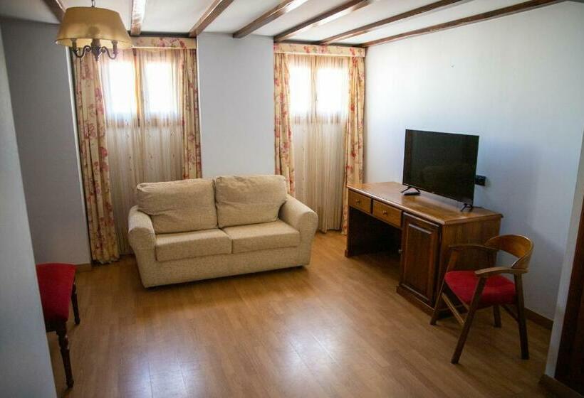 اتاق استاندارد سه نفره, ALEGRIA Bodega Real
