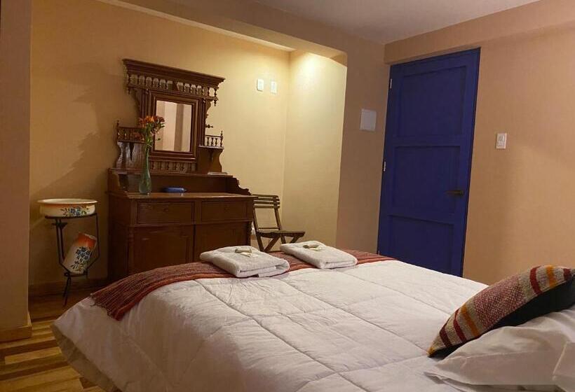 اتاق لوکس, Casona Checacupe
