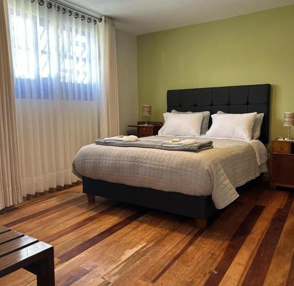 اتاق لوکس, Casona Checacupe