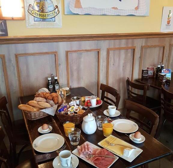 家庭间, B&b   Eetcafe   Riekelt