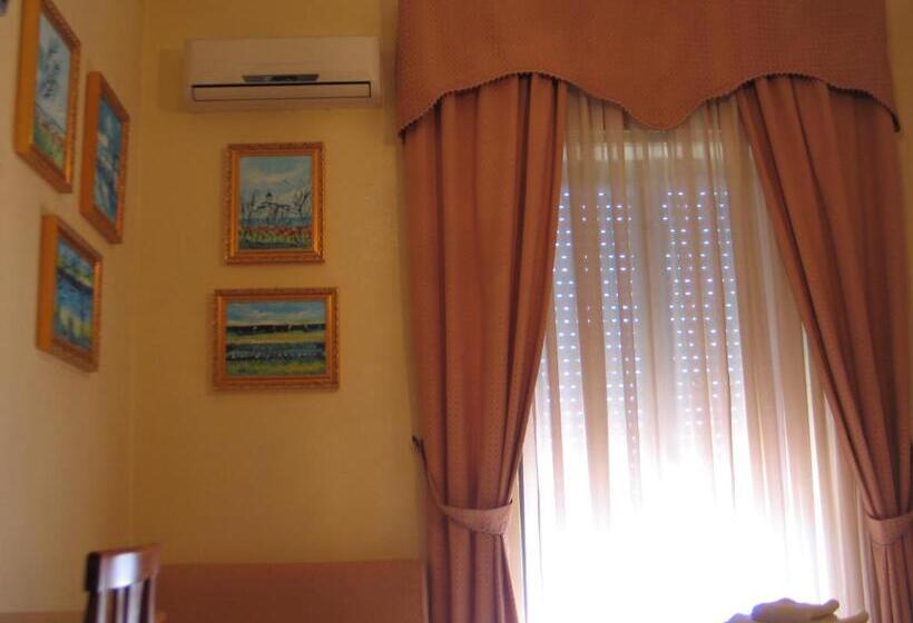 Номер Стандарт, Bed & Breakfast Minu