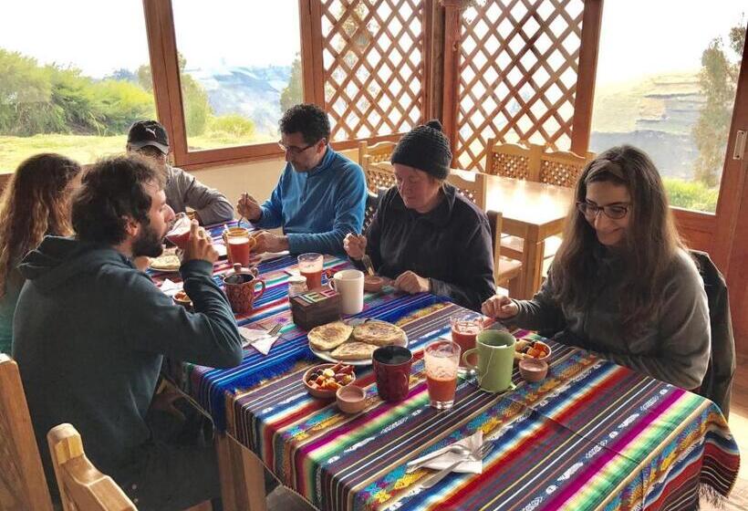 패밀리 방갈로, Turismo Comunitario La Esperanza
