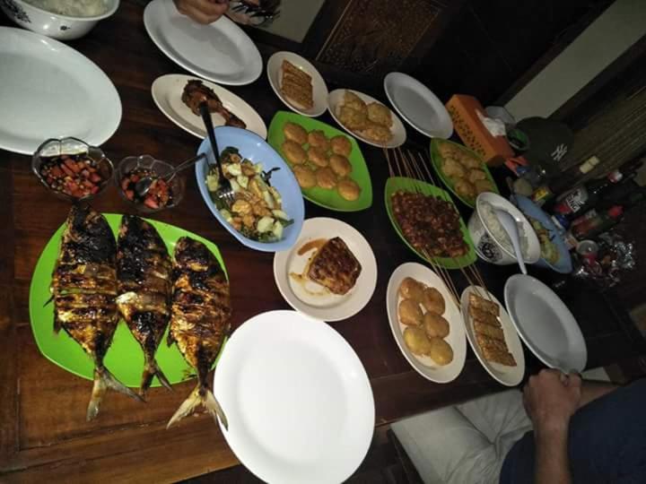 Номер Стандарт, Arrys Watukarung Surfcamp