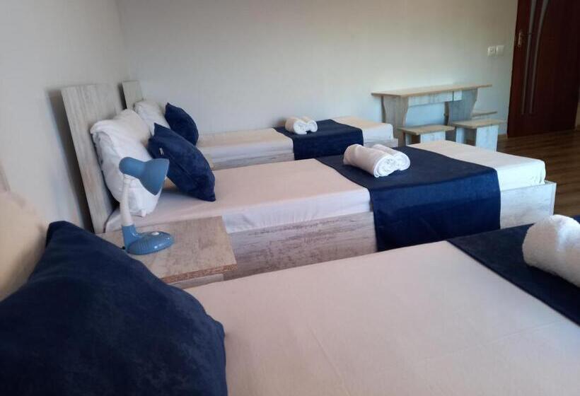 Deluxe Room Mountain View, Byurakan Guesthouse & Cottage