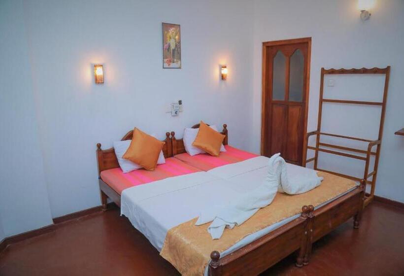 带阳台的豪华间, Villa 468   Hikkaduwa