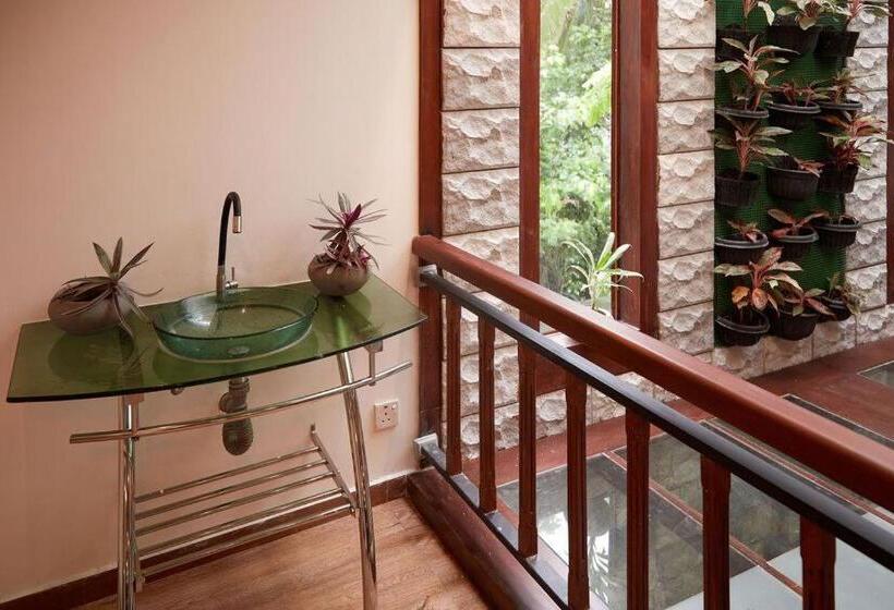Апартаменты 1 Спальня с Террасой, Green View Homestay