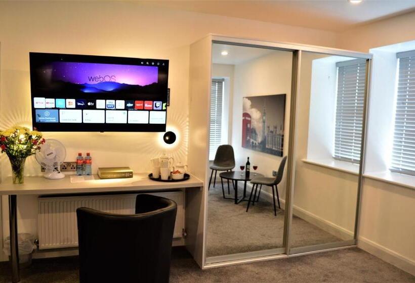 패밀리 룸, Bella Vista Hotel & Self Catering Suites