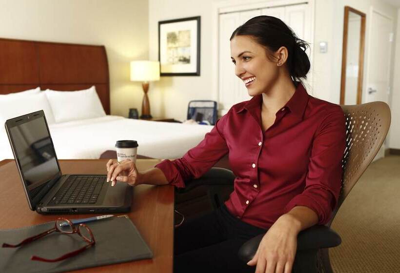 스탠다드 룸, Hilton Garden Inn Trivandrum