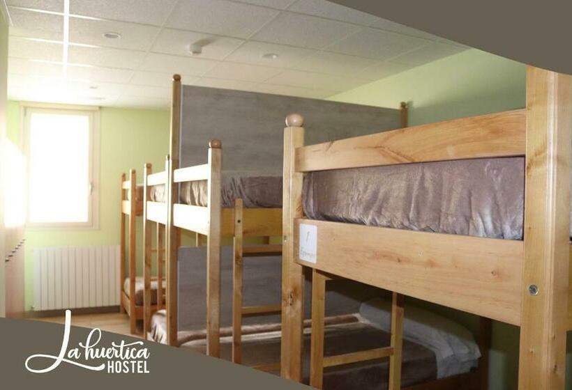 Кровать в Общей Комнате, Hostel La Huertica