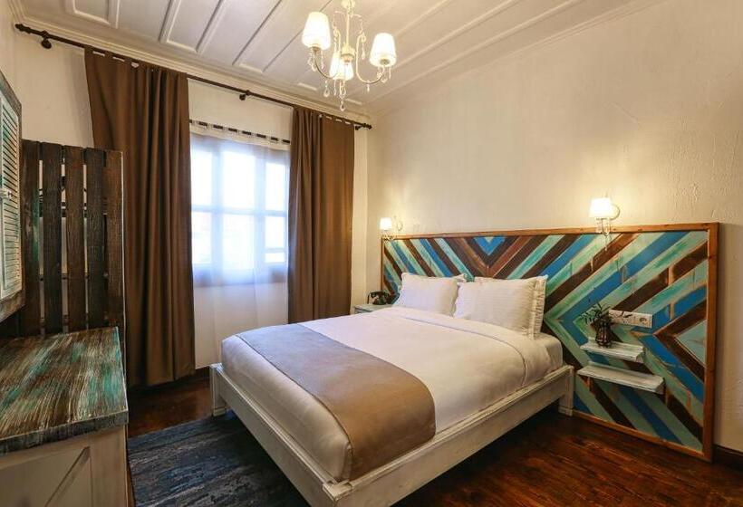 اتاق لوکس, Trilye Bay C Konak