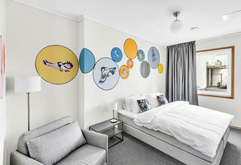 デラックスルーム, Lille Hotell