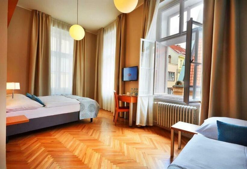 اتاق استاندارد سه نفره, Adler   Czech Leading Hotels