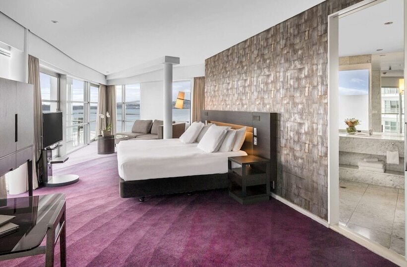 سوییت, Hilton Auckland