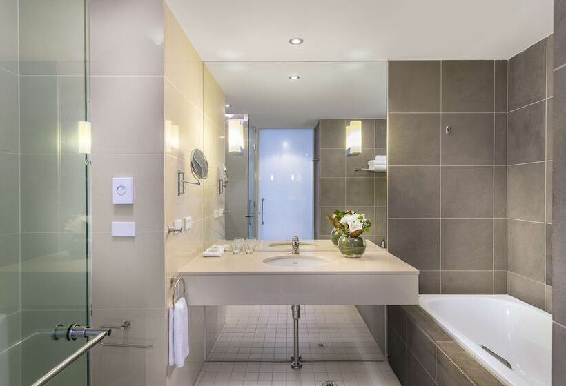 سوییت, Hilton Auckland