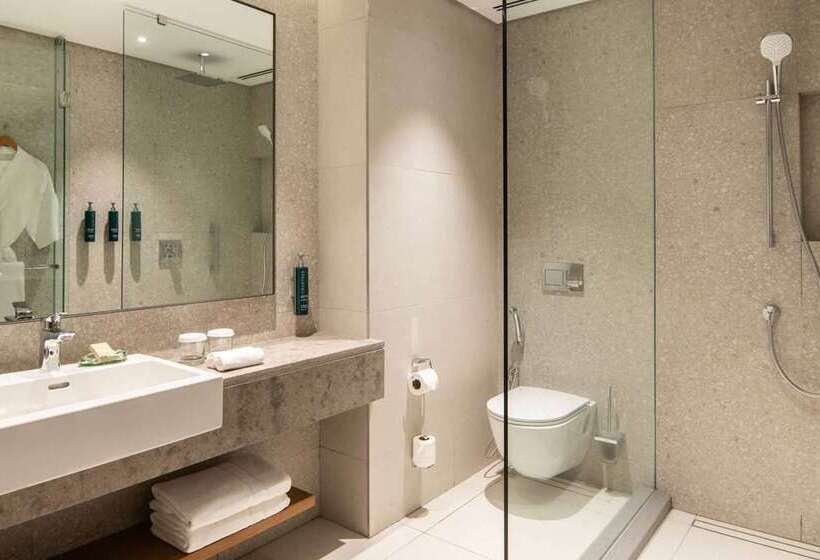 اتاق لوکس با چشم‌انداز, Hilton Auckland