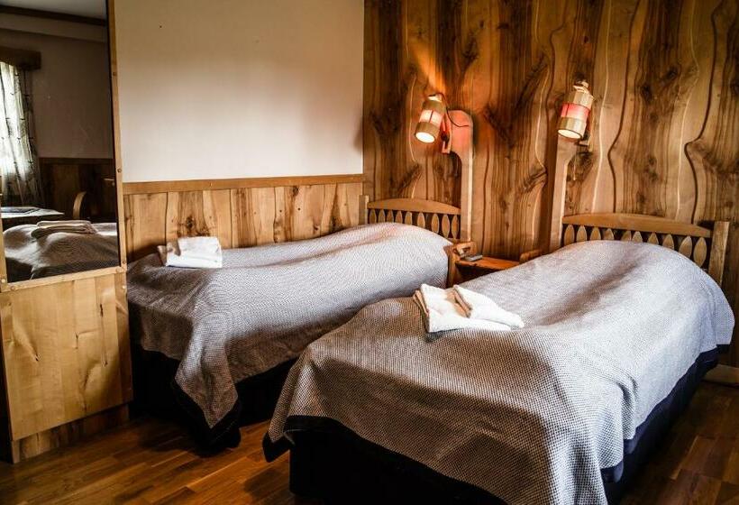 Номер Стандарт, Stf Hotel & Hostel Persåsen