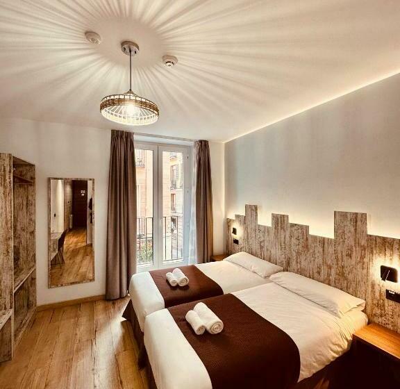 اتاق استاندارد, Hostal Anton Martin