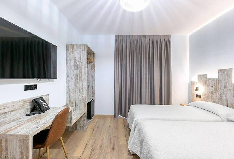 اتاق استاندارد, Hostal Anton Martin