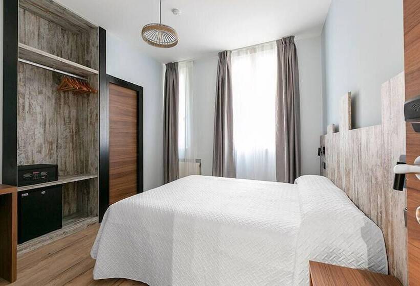 اتاق استاندارد, Hostal Anton Martin