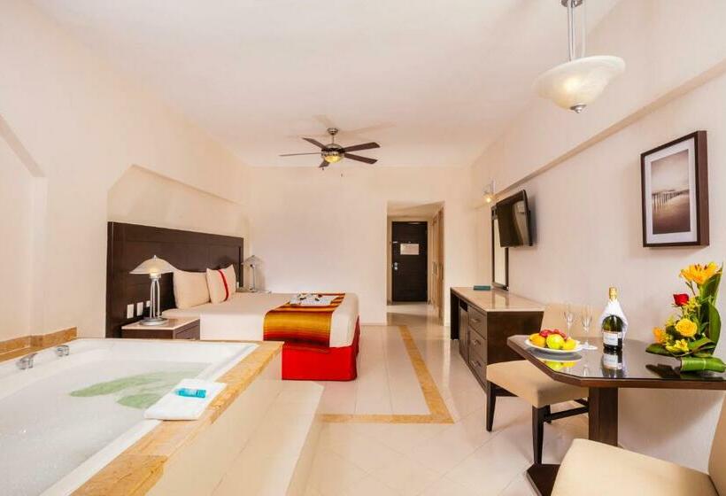 اتاق کلاب, Crown Paradise Club Cancun   All Inclusive