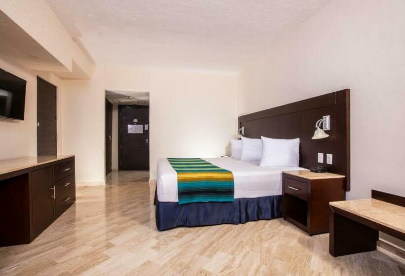 اتاق استاندارد با تخت بزرگ, Crown Paradise Club Cancun   All Inclusive