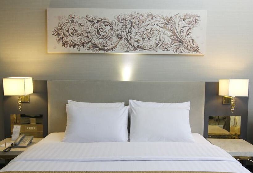 Deluxe Room, Royal Benja