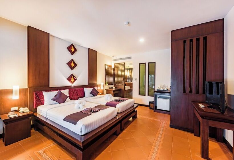 Deluxe Bungalow, Duangjitt Resort, Phuket