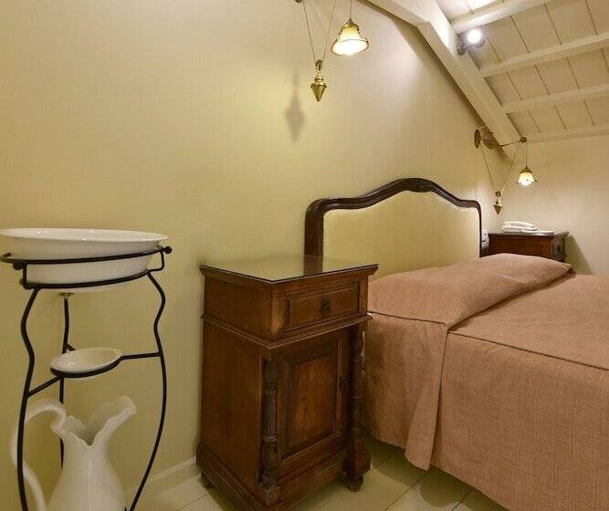 اتاق سوپریور سه تخته, Angelica Boutique